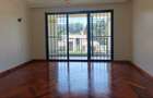 6 Bed Townhouse with En Suite in Loresho - 12
