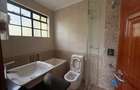 5 Bed Townhouse with En Suite in Lavington - 11