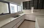 5 Bed Townhouse with En Suite at Lavington - 6