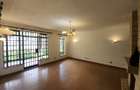 5 Bed House with En Suite in Lavington - 4