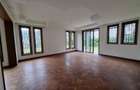 6 Bed Townhouse with En Suite in Lavington - 5