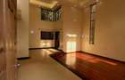 5 Bed Townhouse with En Suite in Lavington - 7