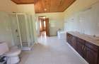 4 Bed House with En Suite in Runda - 11