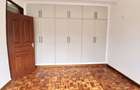 4 Bed Townhouse with En Suite at James Gichuru Road - 17