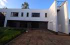 5 Bed Villa with En Suite in Runda - 13