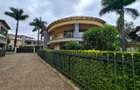 5 Bed Townhouse with En Suite in Lavington - 8