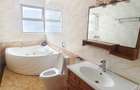3 Bed Apartment with Swimming Pool in Kilimani - 12