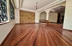 5 Bed Townhouse with En Suite in Kileleshwa - 2