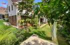 4 Bed Townhouse with Swimming Pool in Rosslyn - 1