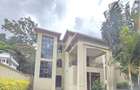 6 Bed Townhouse with En Suite in Lavington - 1