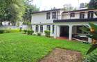 4 Bed House with En Suite at Hill View 44 - 3