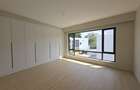 5 Bed Townhouse with En Suite in Kyuna - 17