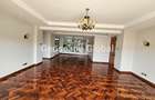 4 Bed Apartment with En Suite in Riverside - 12