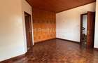 5 Bed Townhouse with En Suite in Lavington - 12
