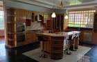 5 Bed House with En Suite in Runda - 15
