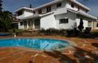 5 Bed House with En Suite in Runda - 1