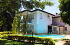 5 Bed Villa with En Suite in Nyari - 12