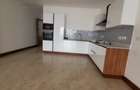 3 Bed Apartment with En Suite at Parklands - 17