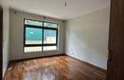 5 Bed Townhouse with En Suite at Lavington Green - 19