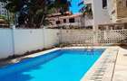 3 Bed Apartment with En Suite in Nyali Area - 1