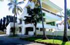 7 Bed Townhouse with En Suite at Greenwood Drive - 3