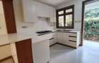 3 Bed Apartment with En Suite in Kiambu Road - 5