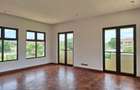 4 Bed Townhouse with En Suite in Karen - 10