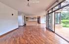 4 Bed Townhouse with En Suite at Ridgeways - 13