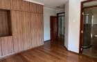 5 Bed House in Lavington - 8