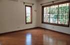 5 Bed Townhouse with Garden at Easy Access To Peponi Road - 13