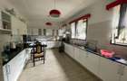 5 Bed Villa with En Suite in Lavington - 4