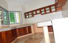 3 Bed Apartment with En Suite at Links - 4
