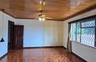 5 Bed House with En Suite in Runda - 14