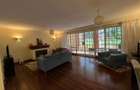3 Bed Apartment with En Suite at Riverside Drive - 8