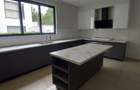 5 Bed Villa with En Suite at Lavington - 9