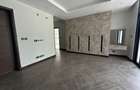 5 Bed Villa with En Suite in Nyari - 3