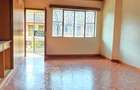 5 Bed Townhouse with En Suite in Lavington - 3