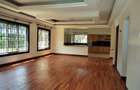 5 Bed Townhouse with Garden at Easy Access To Peponi Road - 17