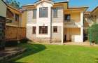 5 Bed Townhouse with En Suite at Lavington - 1