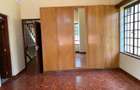 4 Bed Townhouse with En Suite at Lavington - 4