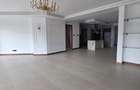 3 Bed Apartment with En Suite in Riverside - 20