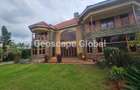 4 Bed House with En Suite in Ridgeways - 7