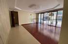 3 Bed Apartment with En Suite in Lavington - 1