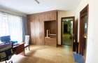4 Bed Apartment with En Suite at 2Nd Parklands - 10
