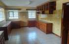 5 Bed House with En Suite at Nyari - 11