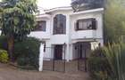 5 Bed Townhouse with En Suite in Riverside - 1