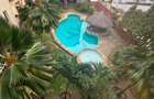 Serviced 2 Bed Apartment with En Suite at Serena Road - 8