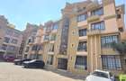 2 Bed Apartment with En Suite at Riverside Drive - 13