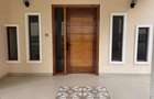 4 Bed House with En Suite in Rosslyn - 6