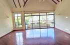 5 Bed Townhouse with En Suite at Lavington Road - 11